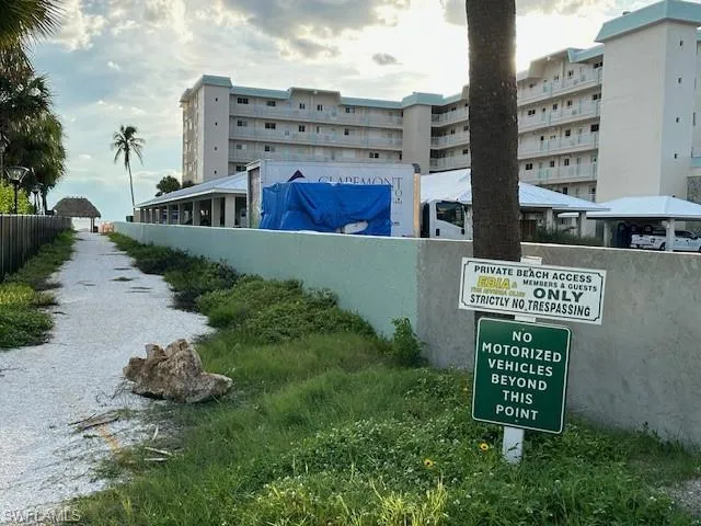 Private deeded beach access with convenient deeded parking across the street