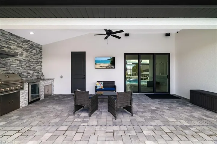1806 Nw 38th Pl, Cape Coral, Florida 33993
