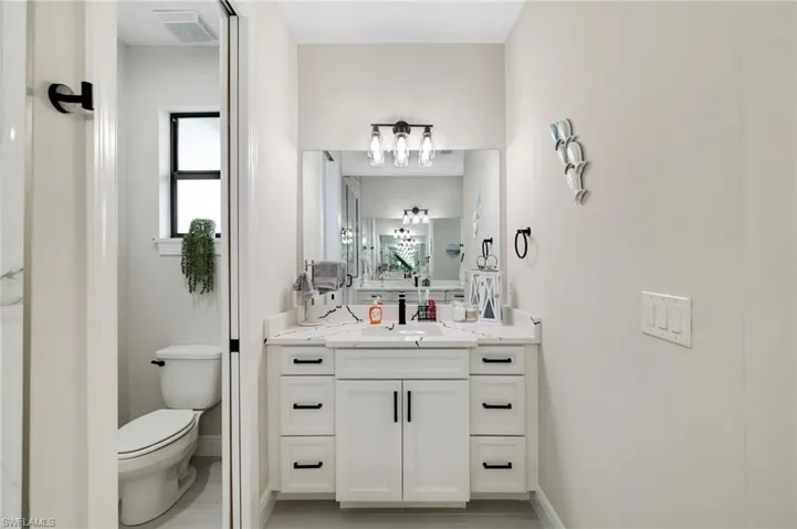 1806 Nw 38th Pl, Cape Coral, Florida 33993