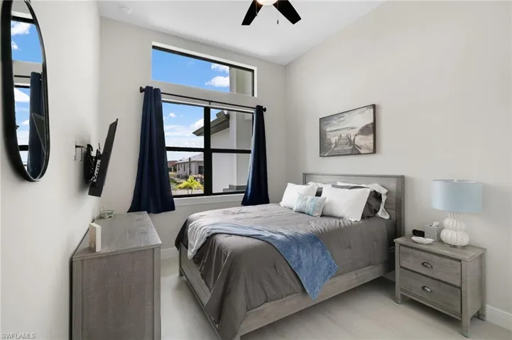 1806 Nw 38th Pl, Cape Coral, Florida 33993