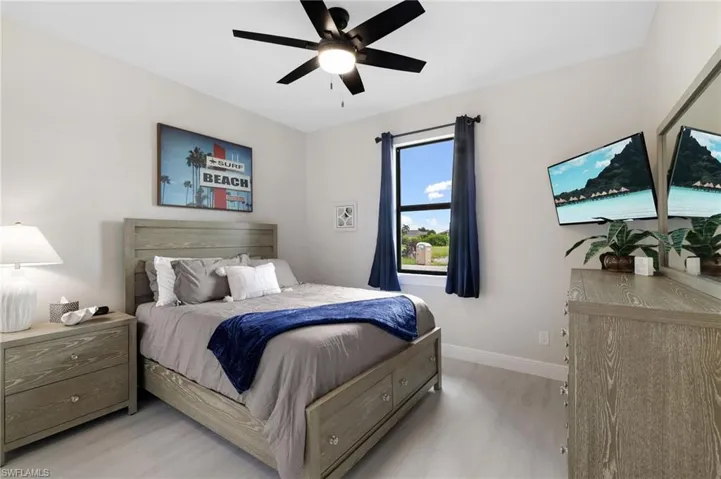 1806 Nw 38th Pl, Cape Coral, Florida 33993