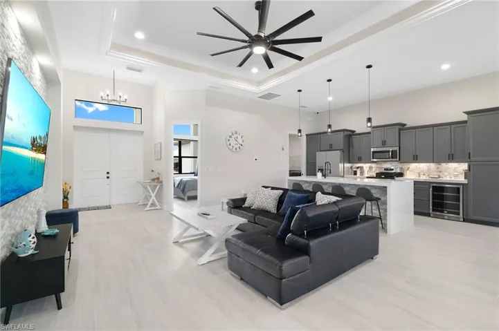 1806 Nw 38th Pl, Cape Coral, Florida 33993