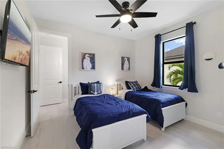 1806 Nw 38th Pl, Cape Coral, Florida 33993