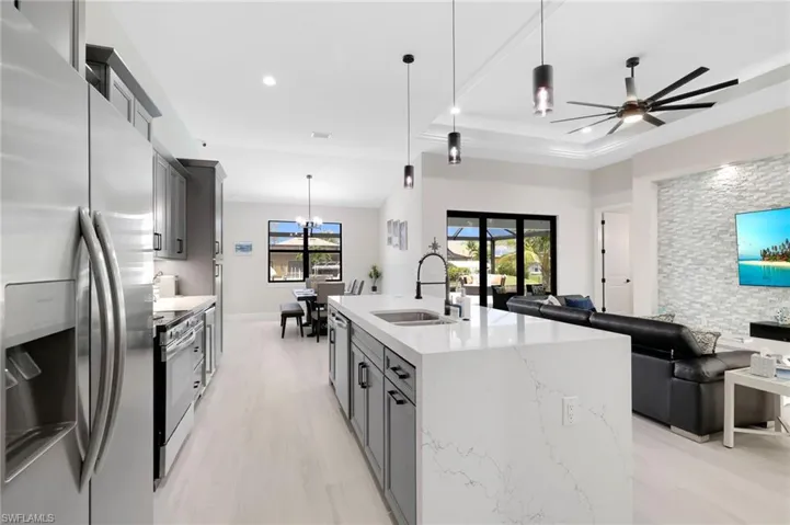 1806 Nw 38th Pl, Cape Coral, Florida 33993