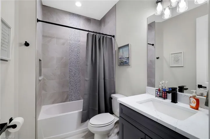 1806 Nw 38th Pl, Cape Coral, Florida 33993
