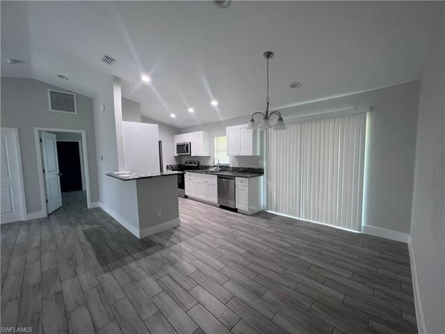 1317 NE 4th PL, CAPE CORAL FL 33909