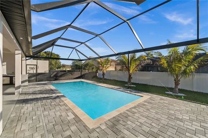 109 37th Pl, Cape Coral, Florida 33991