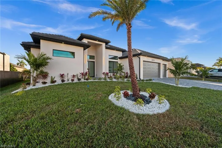 109 37th Pl, Cape Coral, Florida 33991