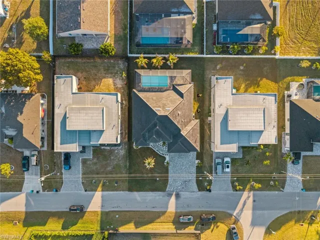 109 37th Pl, Cape Coral, Florida 33991