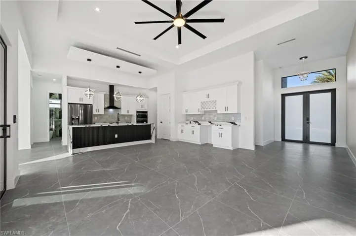 109 37th Pl, Cape Coral, Florida 33991