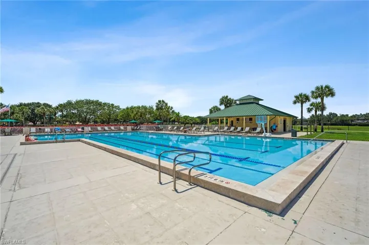 Gateway Commons Community Pool