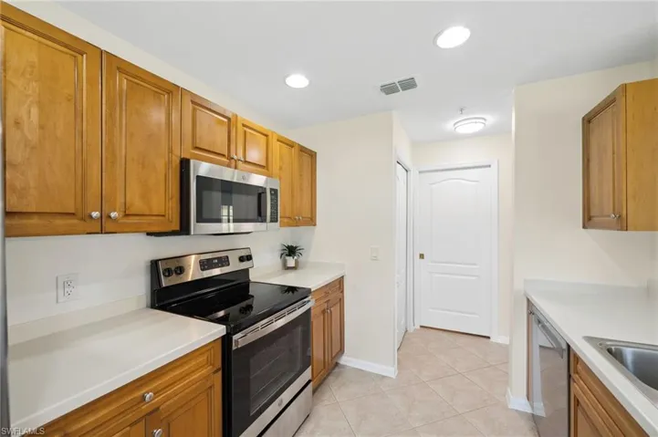All GE Stainless Appliances in the Kitchen
