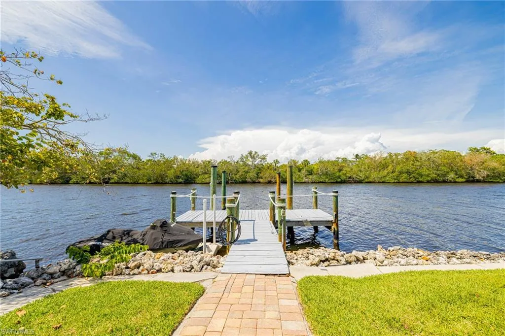 3968 Aloha LN, Bonita Springs, FL 34134,225001688