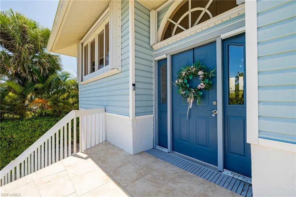 3968 Aloha LN, Bonita Springs, FL 34134,225001688