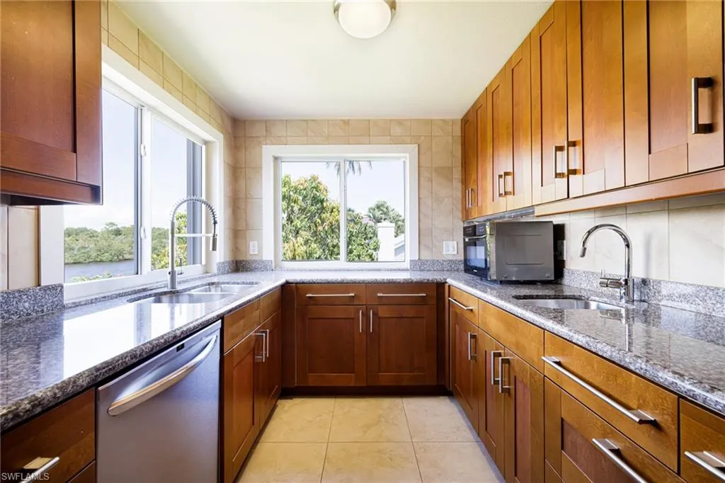 3968 Aloha LN, Bonita Springs, FL 34134,225001688
