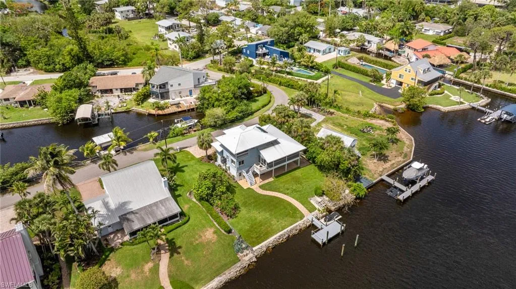 3968 Aloha LN, Bonita Springs, FL 34134,225001688
