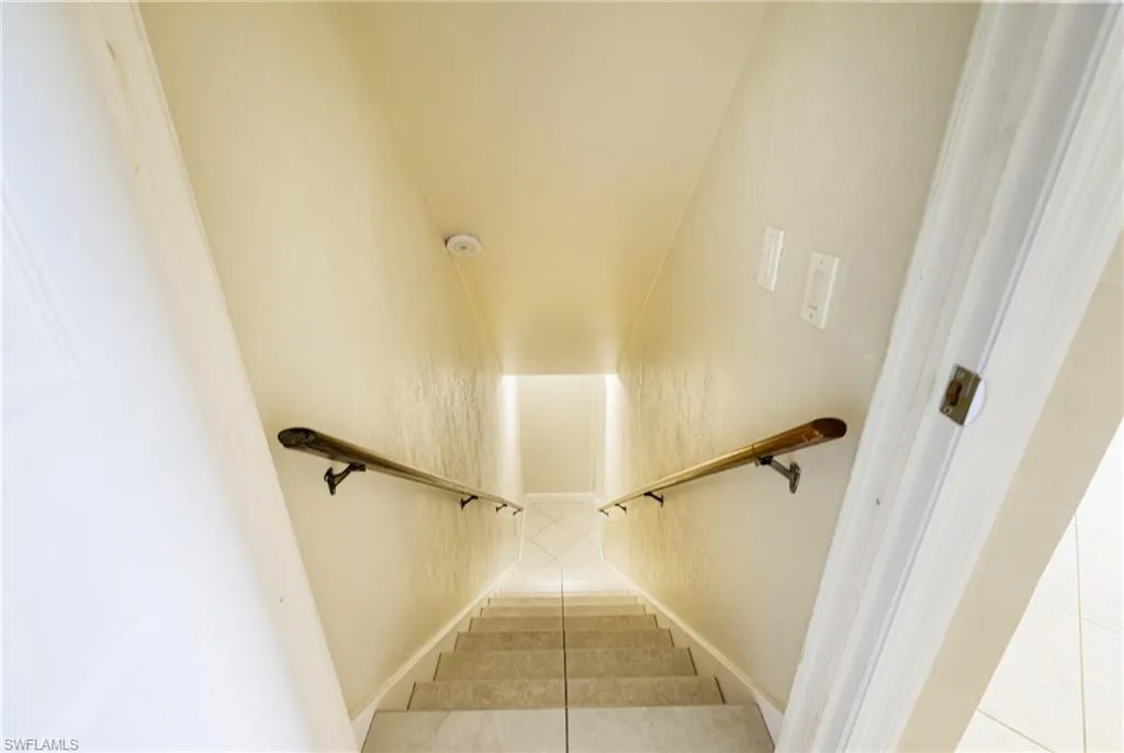 3968 Aloha LN, Bonita Springs, FL 34134,225001688