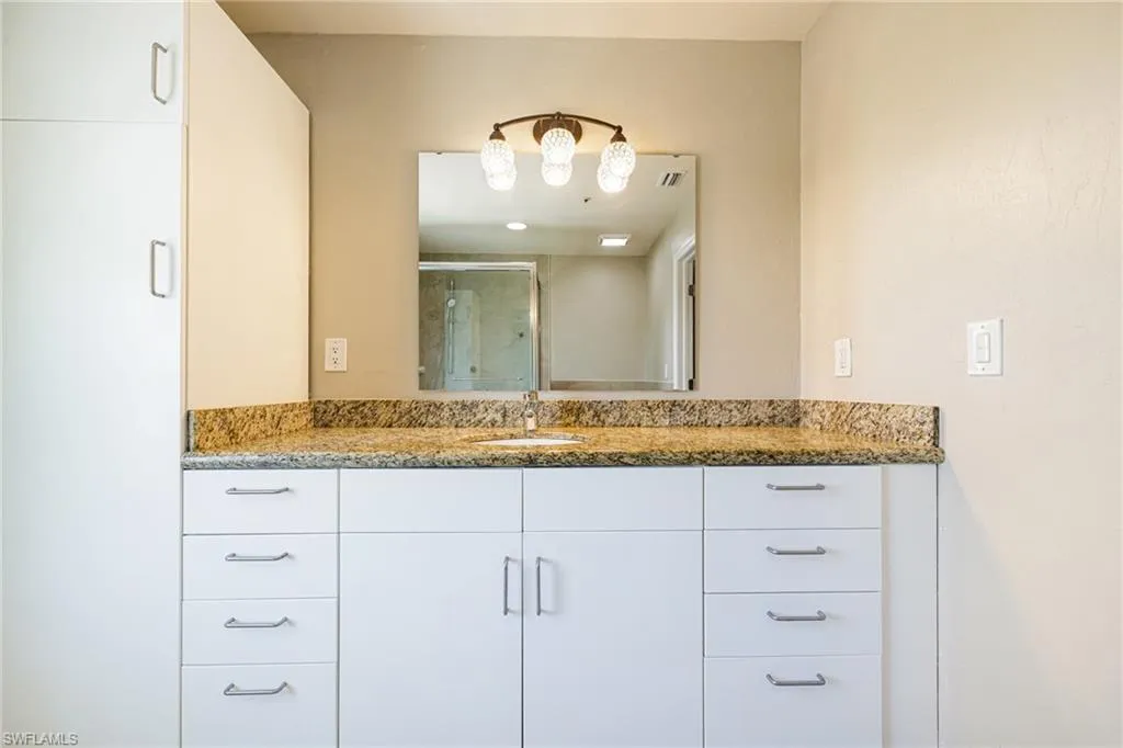 3968 Aloha LN, Bonita Springs, FL 34134,225001688