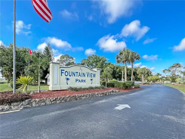 48  La Fonda  LN, North Fort Myers, FL 33903