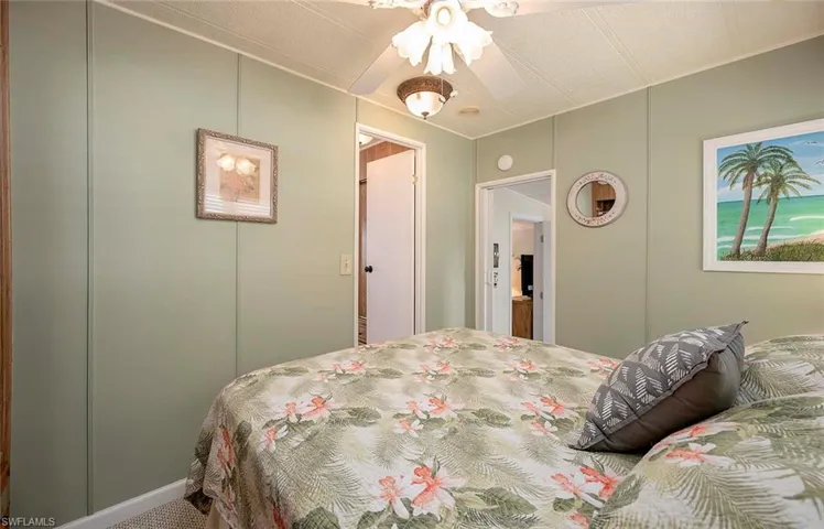 48  La Fonda  LN, North Fort Myers, FL 33903