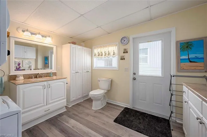 48  La Fonda  LN, North Fort Myers, FL 33903