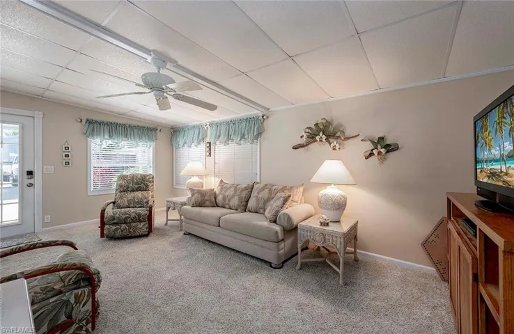 48  La Fonda  LN, North Fort Myers, FL 33903