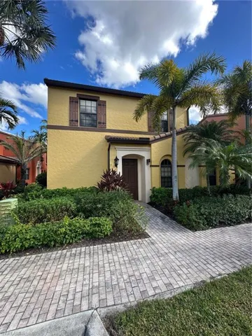 Mediterranean / spanish-style house with stucco siding