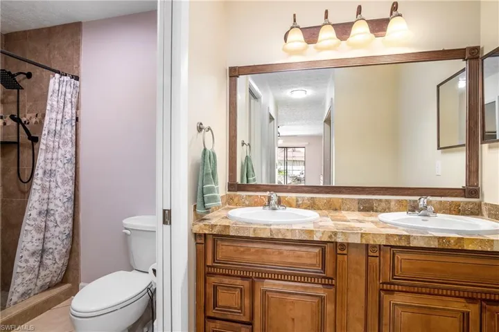 Owner's Bathroom