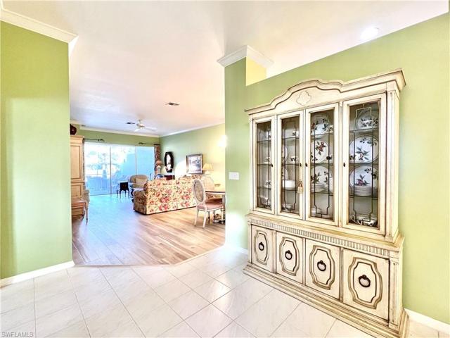 8803  Naples Heritage  DR, Naples, FL 34112