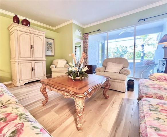 8803  Naples Heritage  DR, Naples, FL 34112