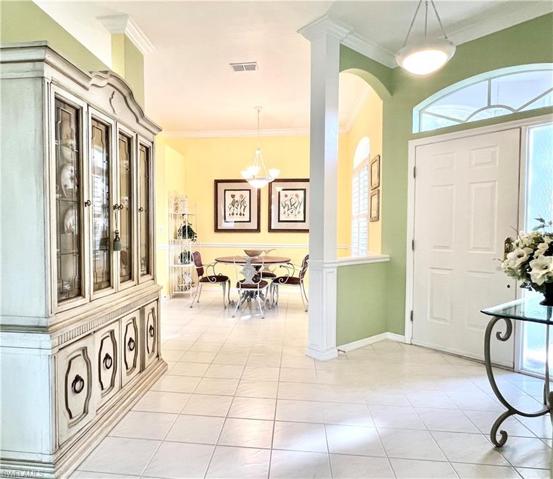 8803  Naples Heritage  DR, Naples, FL 34112