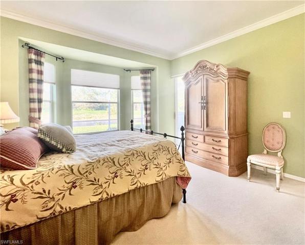 8803  Naples Heritage  DR, Naples, FL 34112
