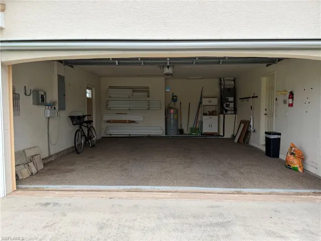 2401 Sw 38th Ter, Cape Coral, Florida 33914
