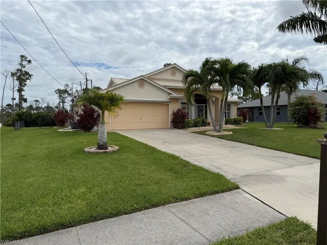 2401 Sw 38th Ter, Cape Coral, Florida 33914
