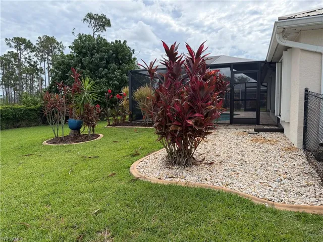 2401 Sw 38th Ter, Cape Coral, Florida 33914