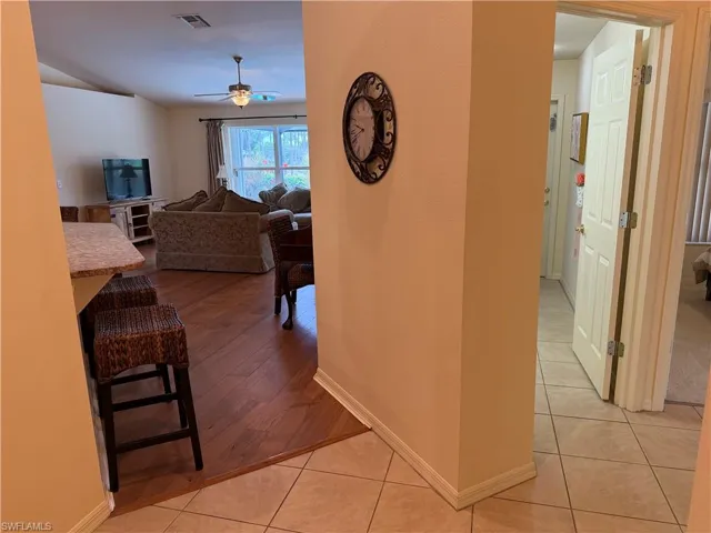 2401 Sw 38th Ter, Cape Coral, Florida 33914