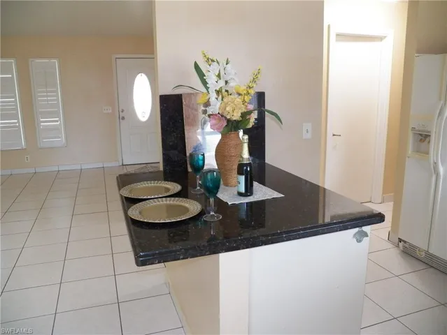 Breakfast bar