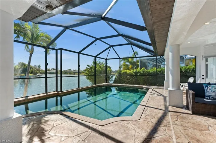 3041 Sw 11th Pl, Cape Coral, Florida 33914