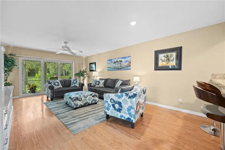 257 Robin Hood Cir 101, Naples, Florida 34104