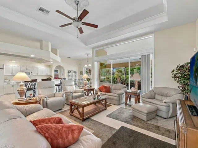 169 Muirfield Cir, Naples, Florida 34113