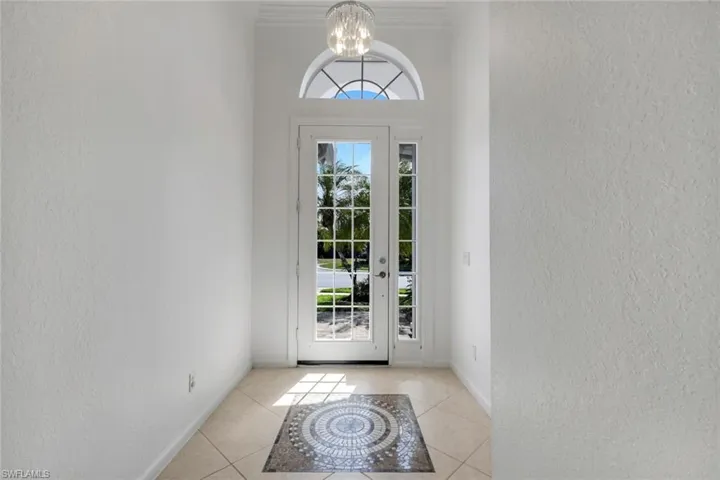 15501 Cadiz Ln, Naples, Florida 34110
