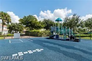 15501 Cadiz Ln, Naples, Florida 34110