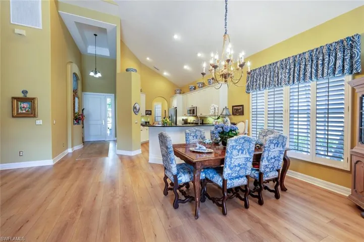 5084  Kensington High  ST, Naples, FL 34105
