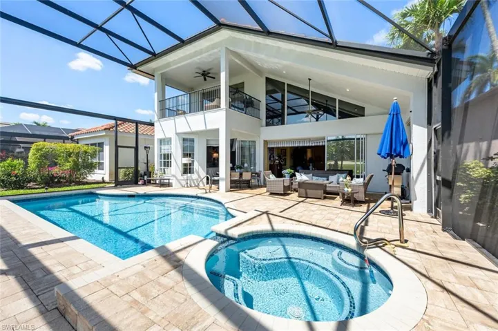 Nice size hot tub