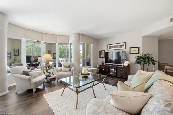 24330 Sandpiper Isle Way 101, Bonita Springs, Florida 34134