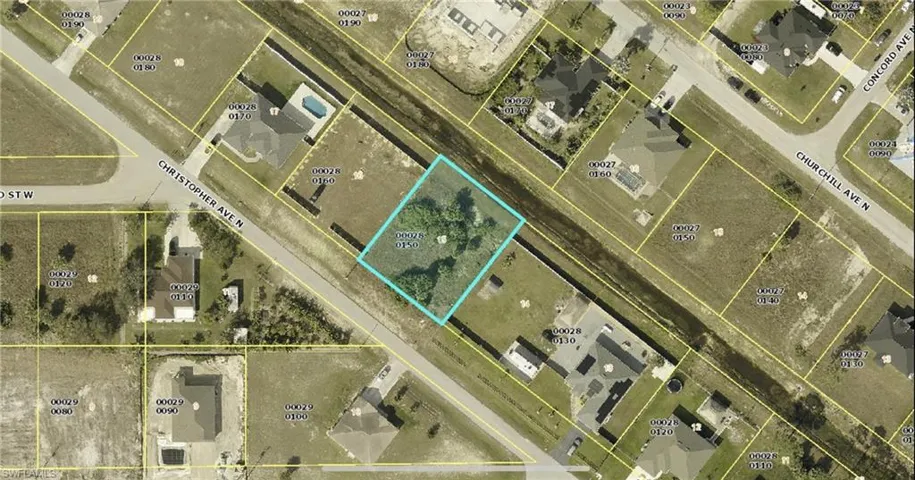 2204 Christopher Ave N, Lehigh Acres Fl 33971