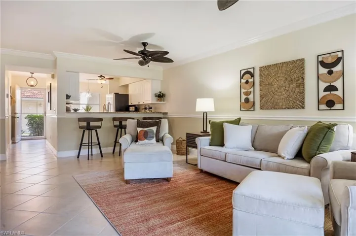 177  Robin Hood  CIR, Naples, FL 34104