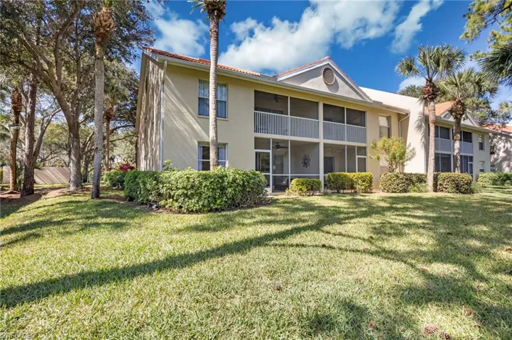 177  Robin Hood  CIR, Naples, FL 34104