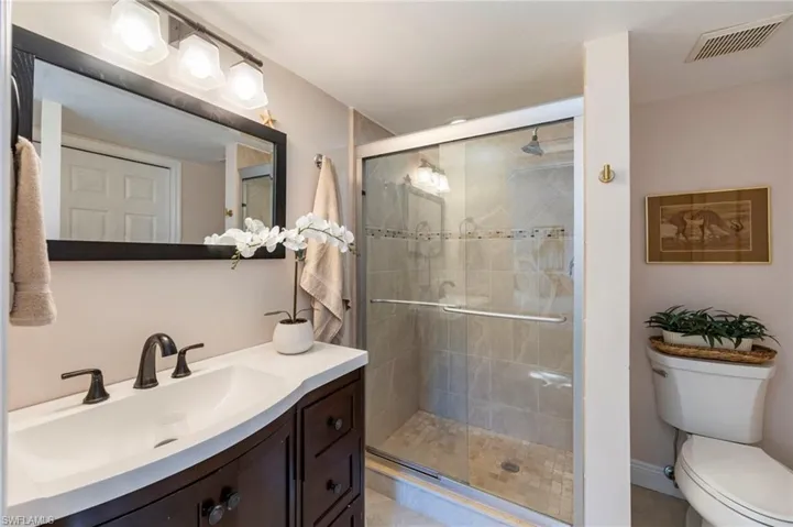 177  Robin Hood  CIR, Naples, FL 34104