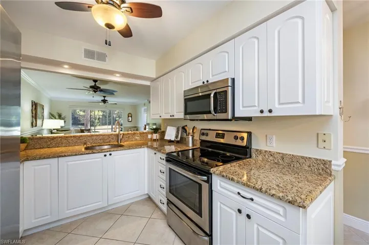 177  Robin Hood  CIR, Naples, FL 34104